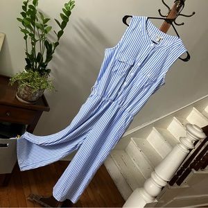 Wide leg jumpsuit with cropped legs | NWT! Great for spring!